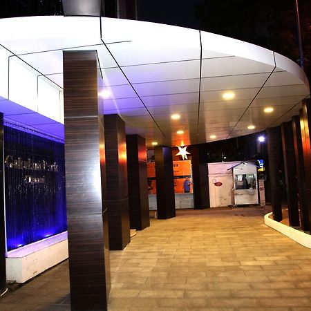 Hotel Gokulam Park Chennai Exterior photo